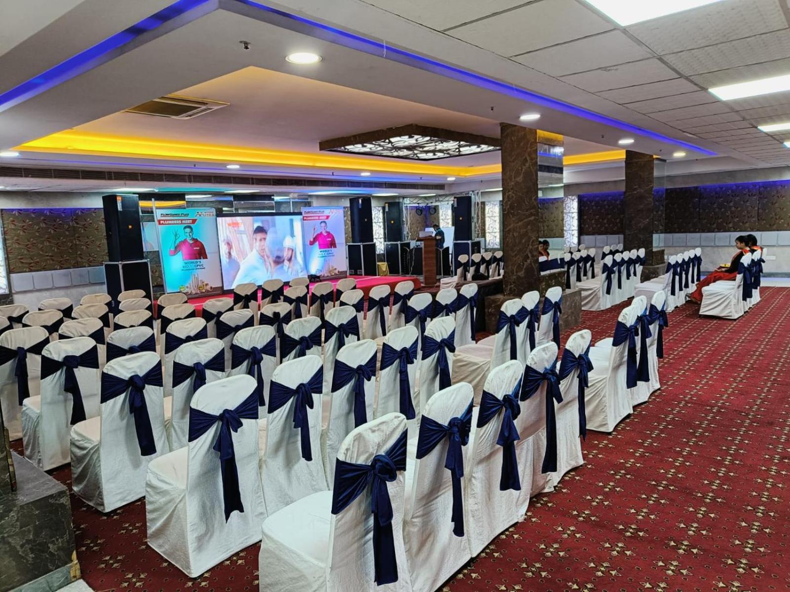 Hyphen Business Hotel Noida Eksteriør billede
