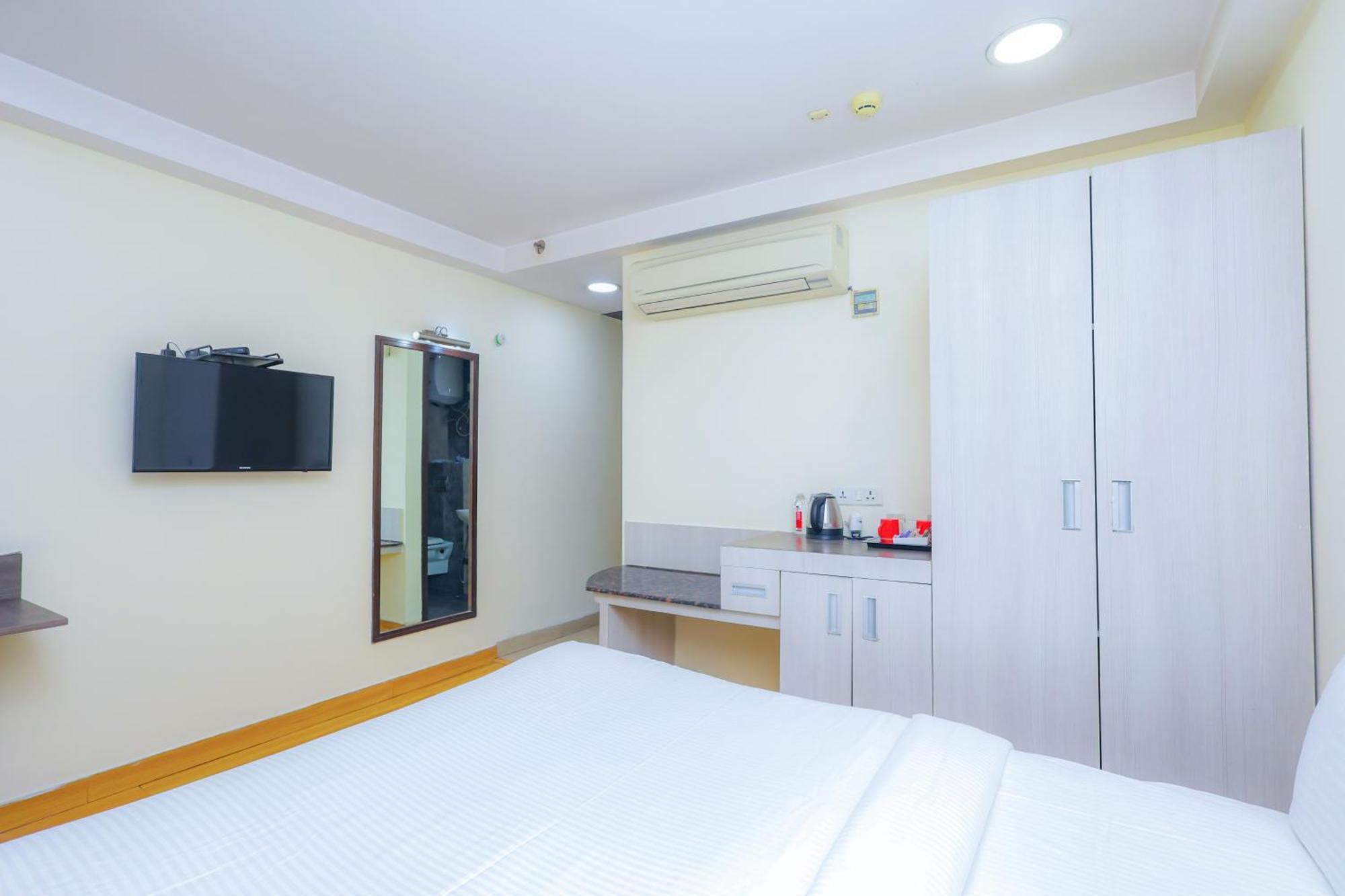 Hyphen Business Hotel Noida Eksteriør billede